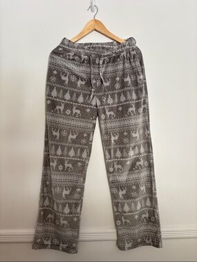 Cozy Women's Grey Reindeer Print Sleep Pants